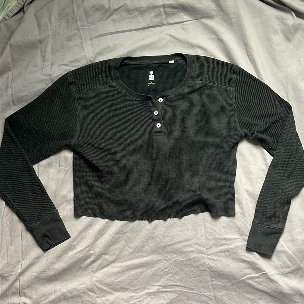 Me to We Gray Waffle Top